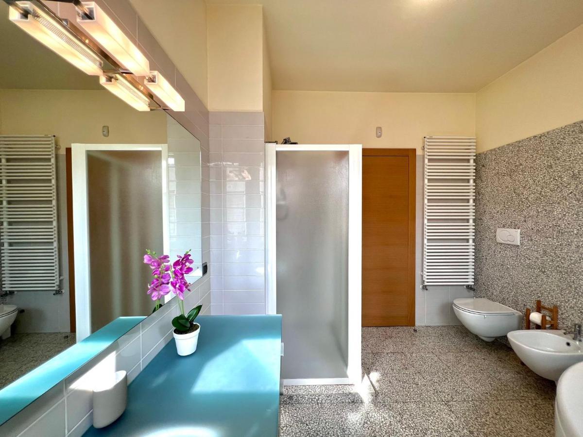 Bergamoinhouse Hotel Bagian luar foto