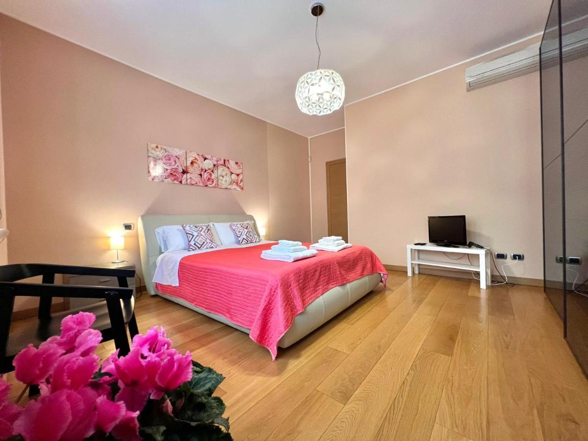 Bergamoinhouse Hotel Bagian luar foto