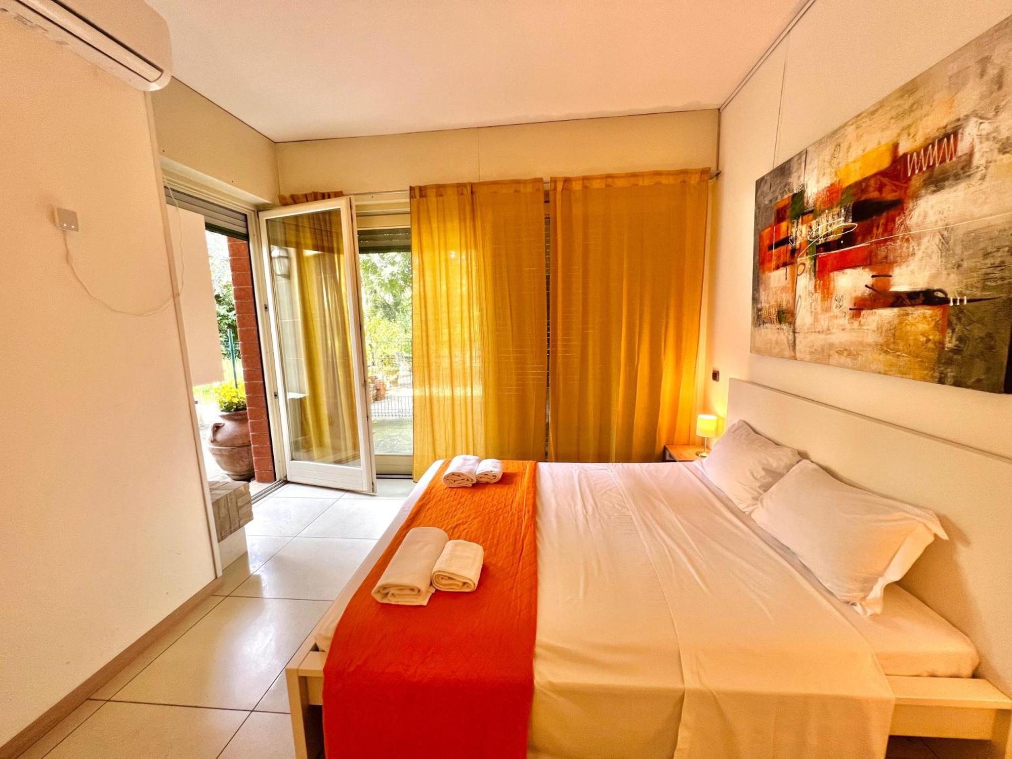 Bergamoinhouse Hotel Bagian luar foto